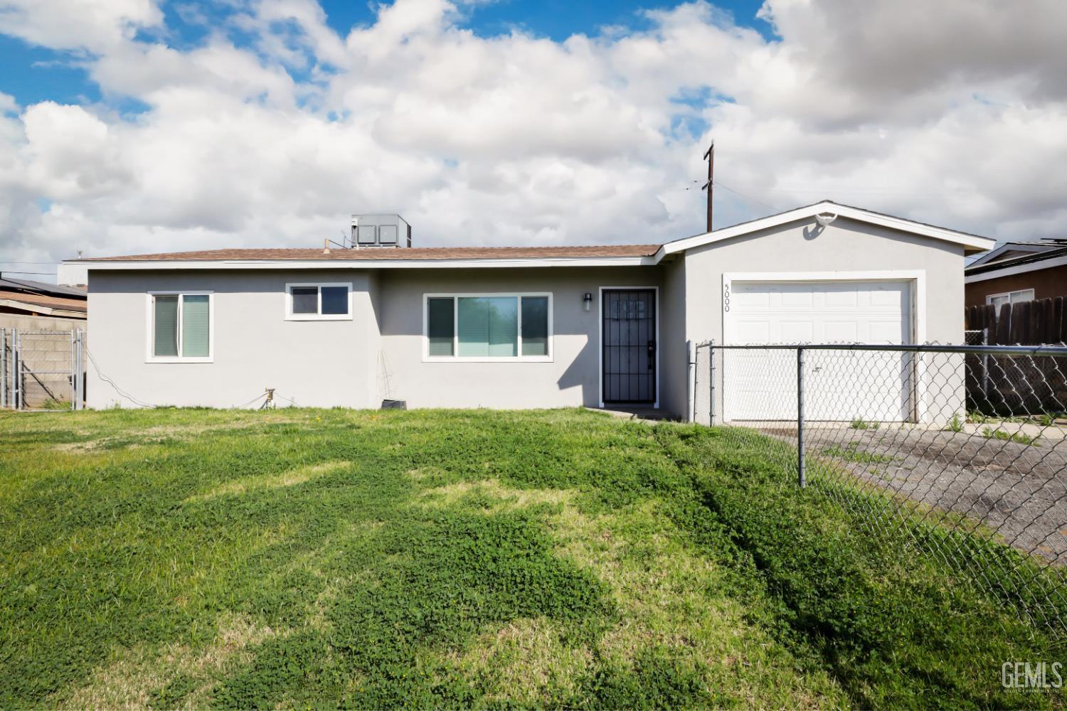 5000 Monterey Street — photo 4