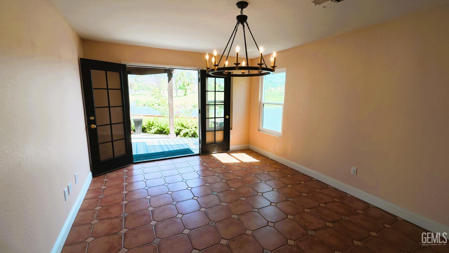 5513 Muirfield Drive — photo 17