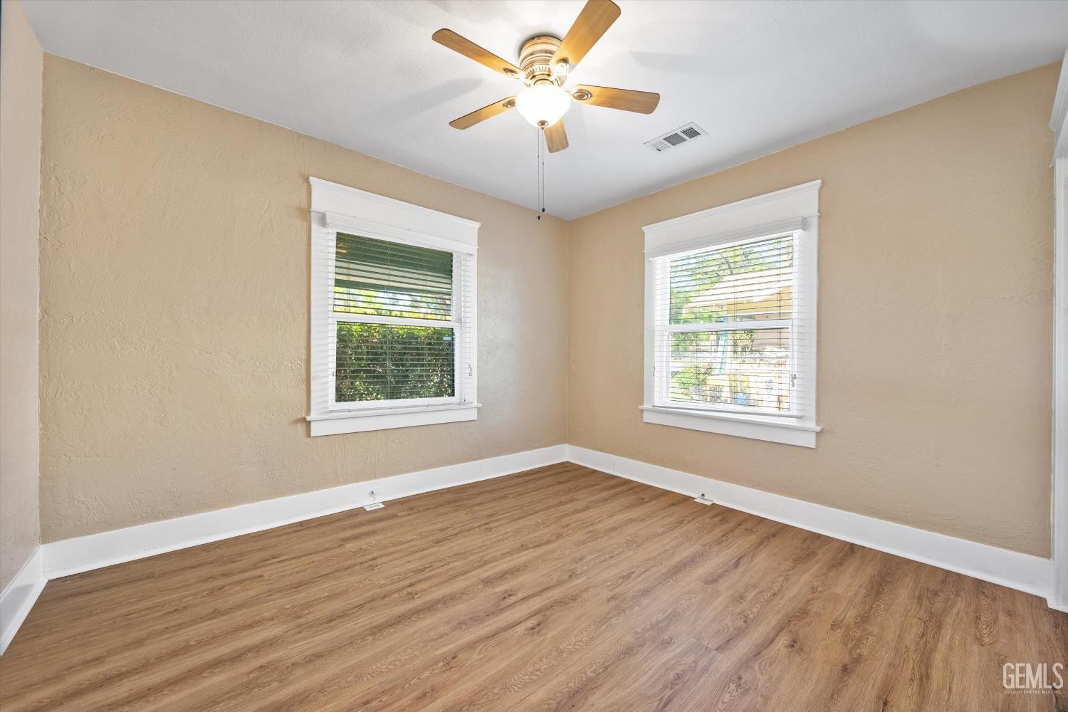 210 Oleander Avenue — photo 19