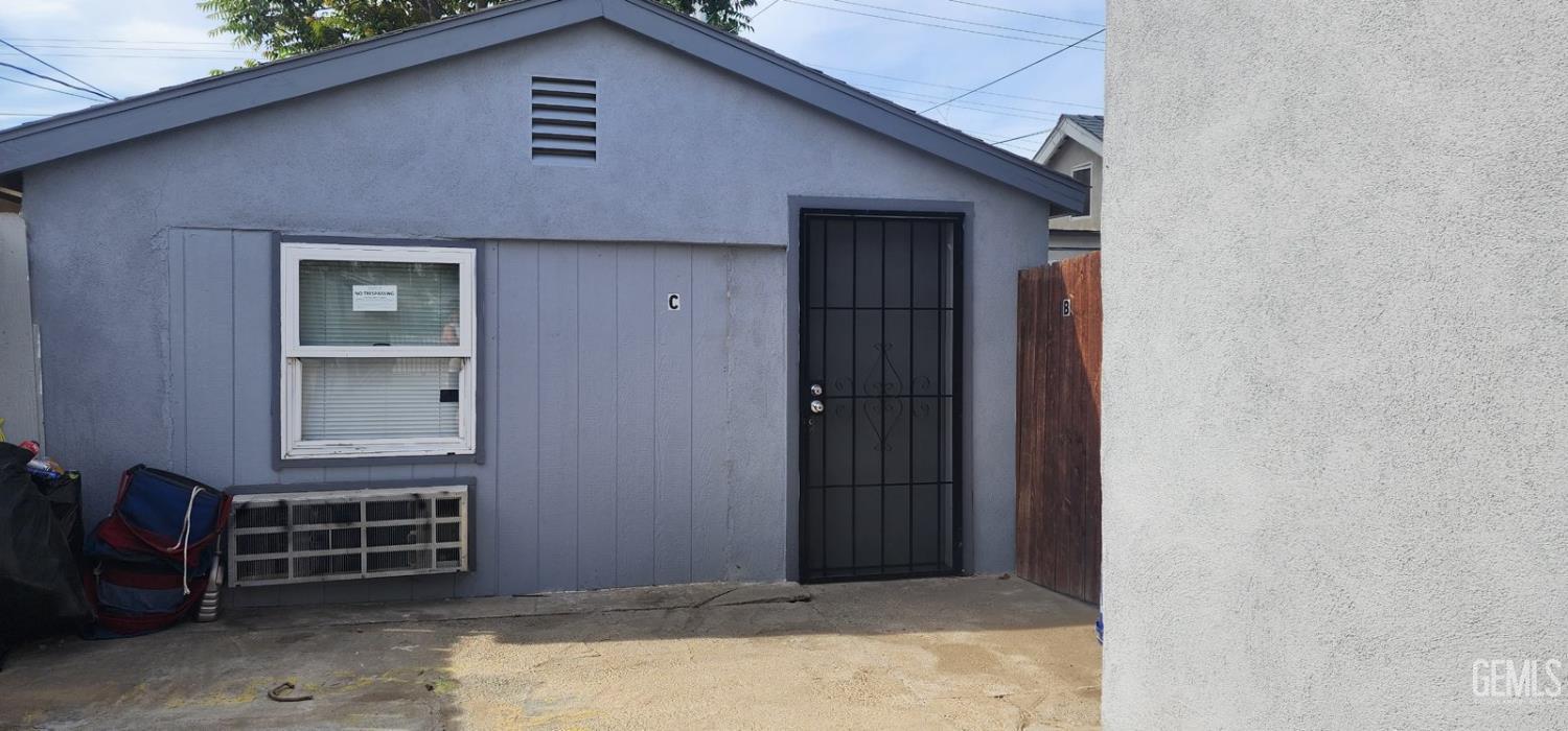 429 Niles Street — photo 22