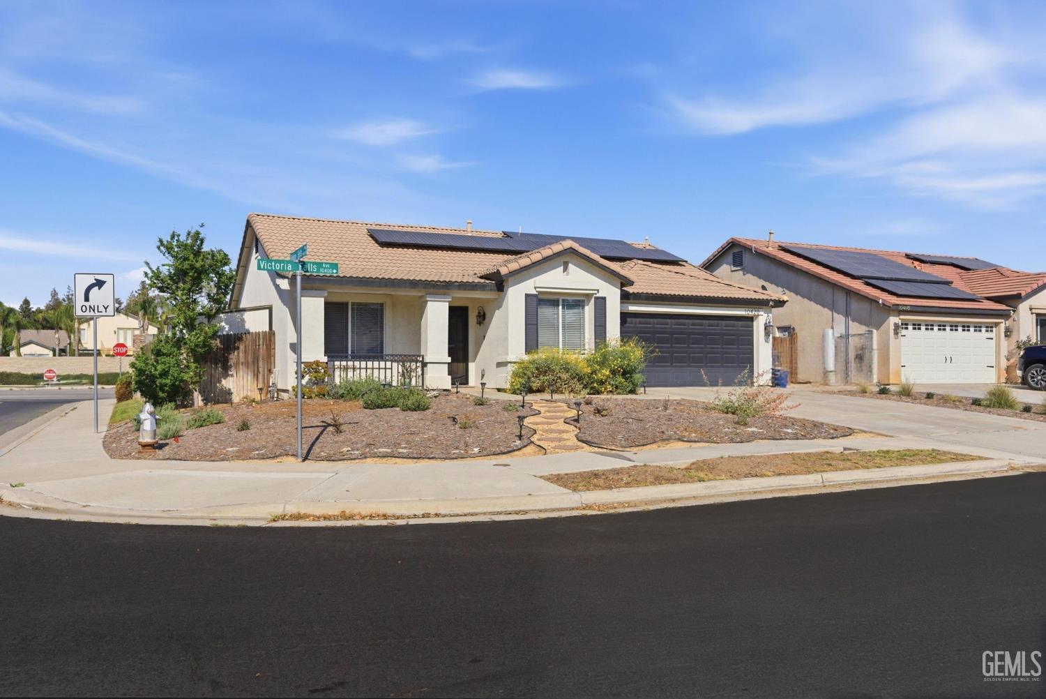 10420 W Victoria Falls Avenue — photo 28