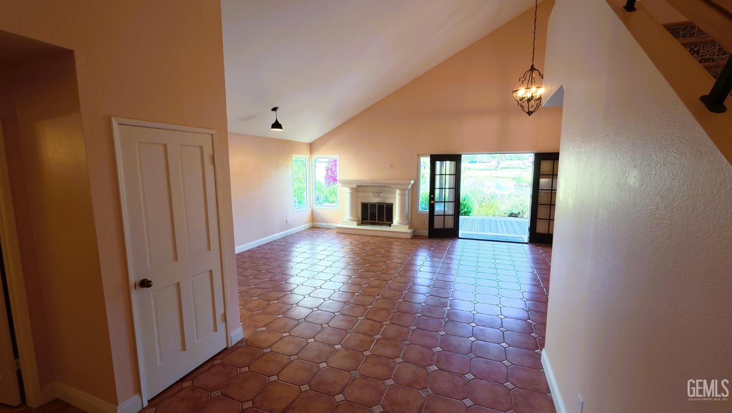 5513 Muirfield Drive — photo 7