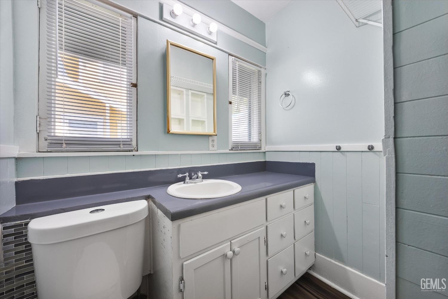 210 Oleander Avenue — photo 16