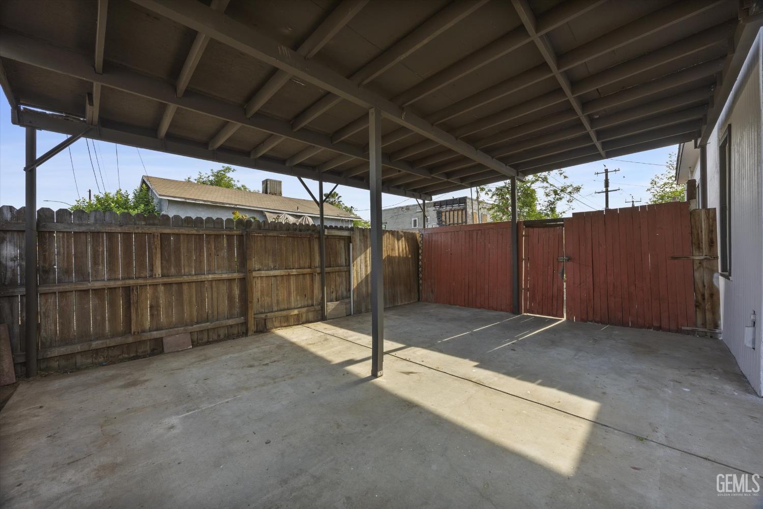 1615 Owens Street — photo 44