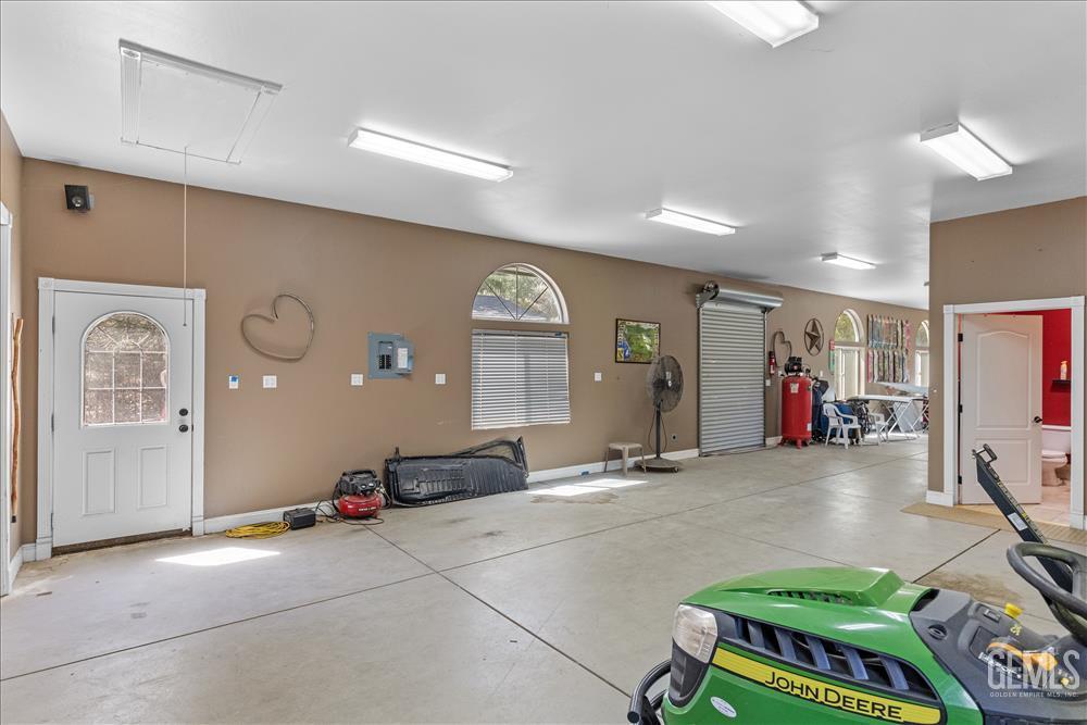 26050 Cumberland Road — photo 43