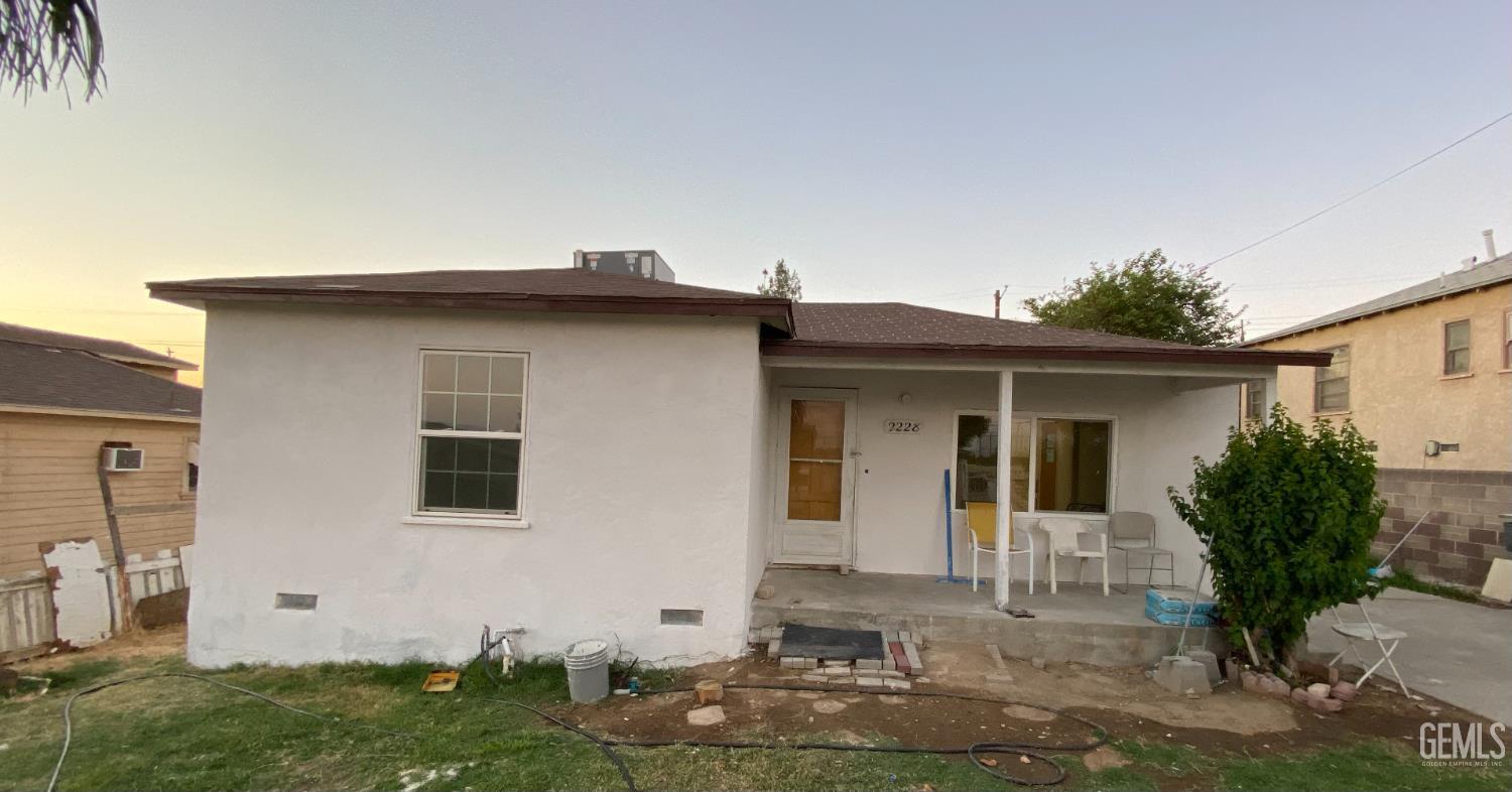 2228 College Avenue — photo 13