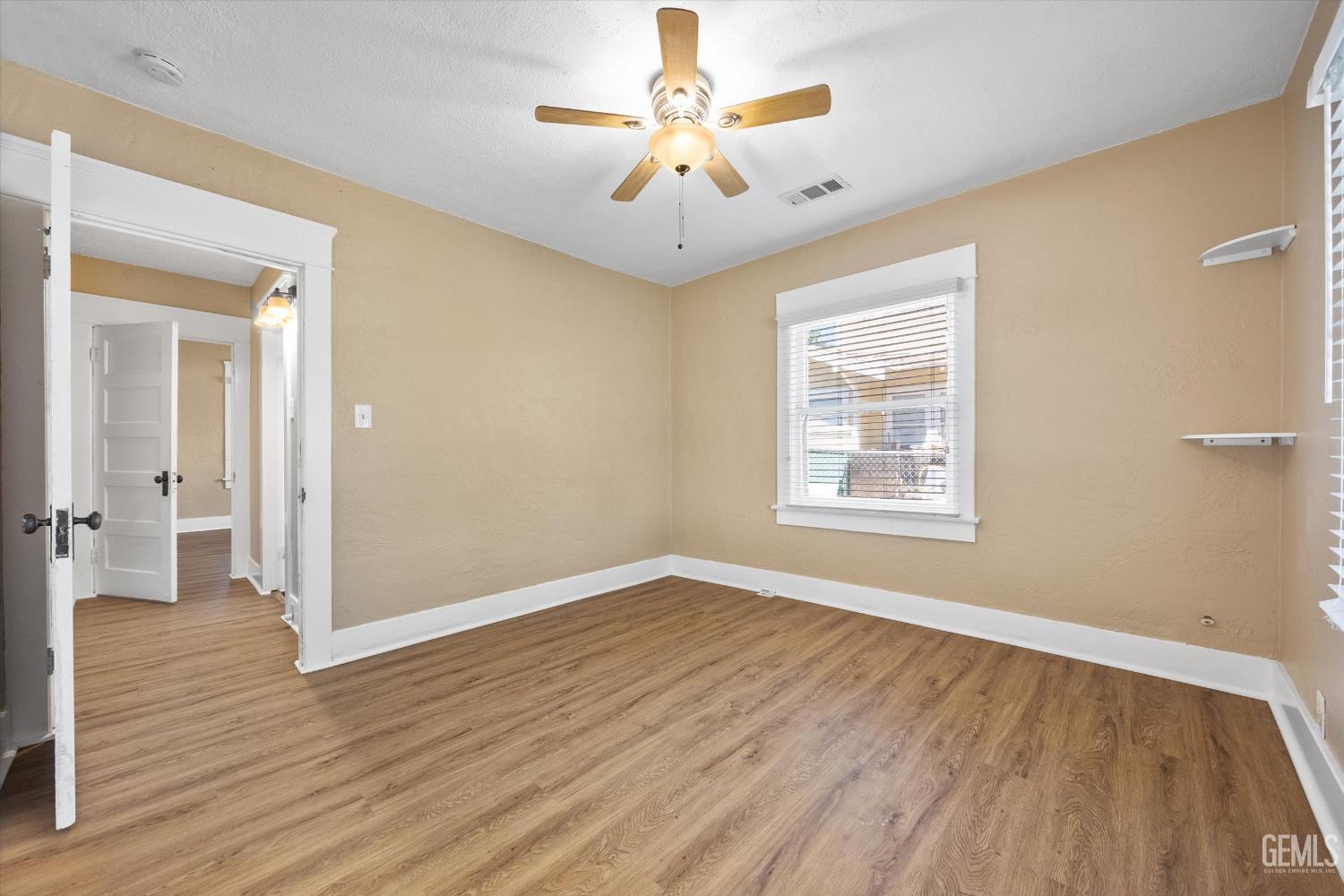 210 Oleander Avenue — photo 18