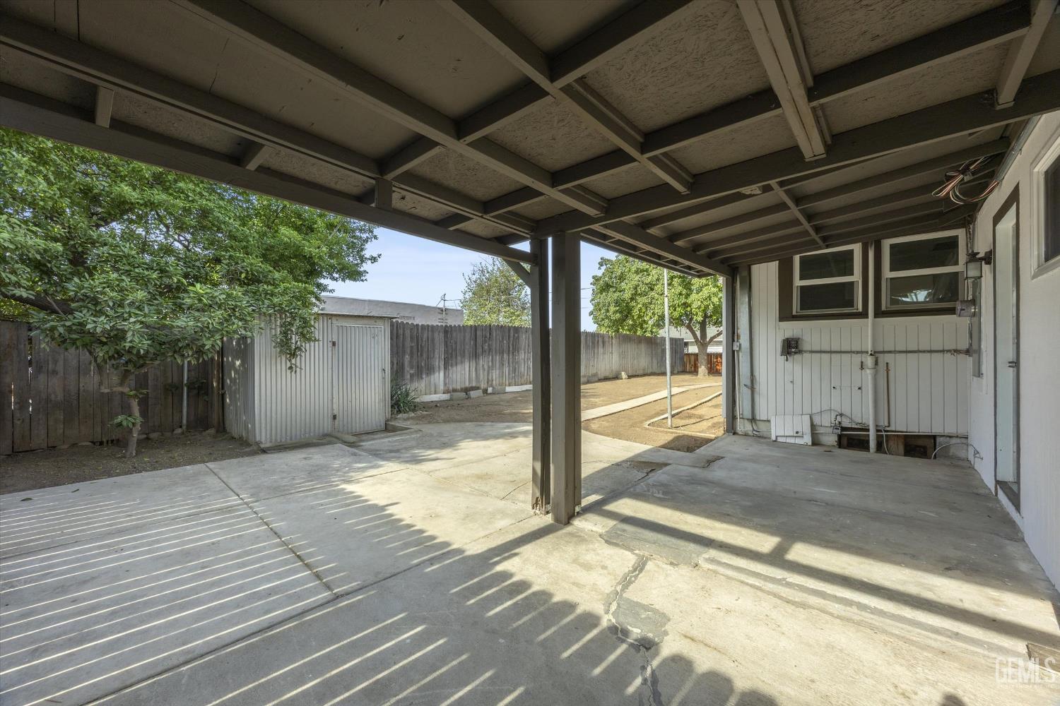 1615 Owens Street — photo 42