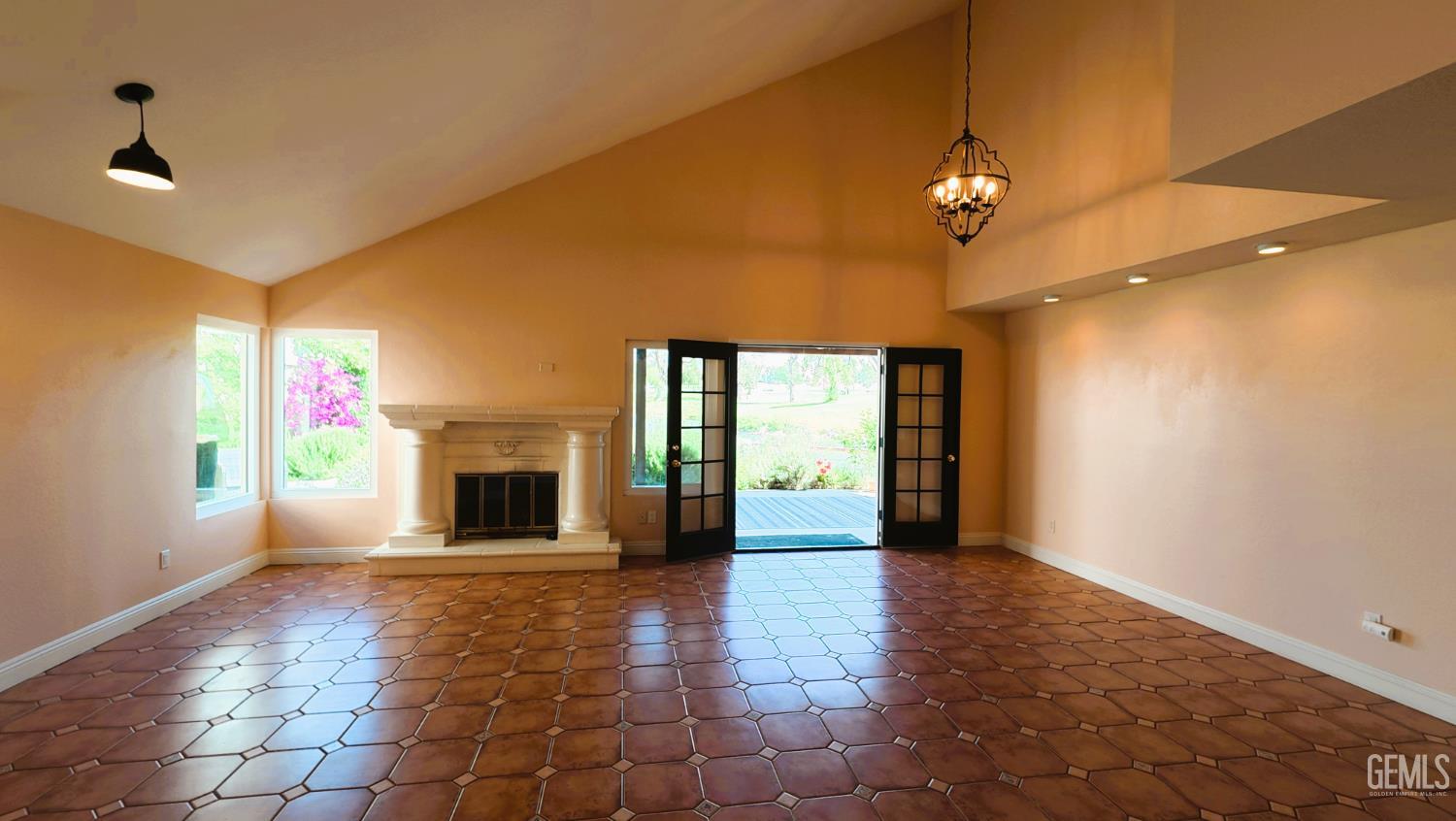 5513 Muirfield Drive — photo 11