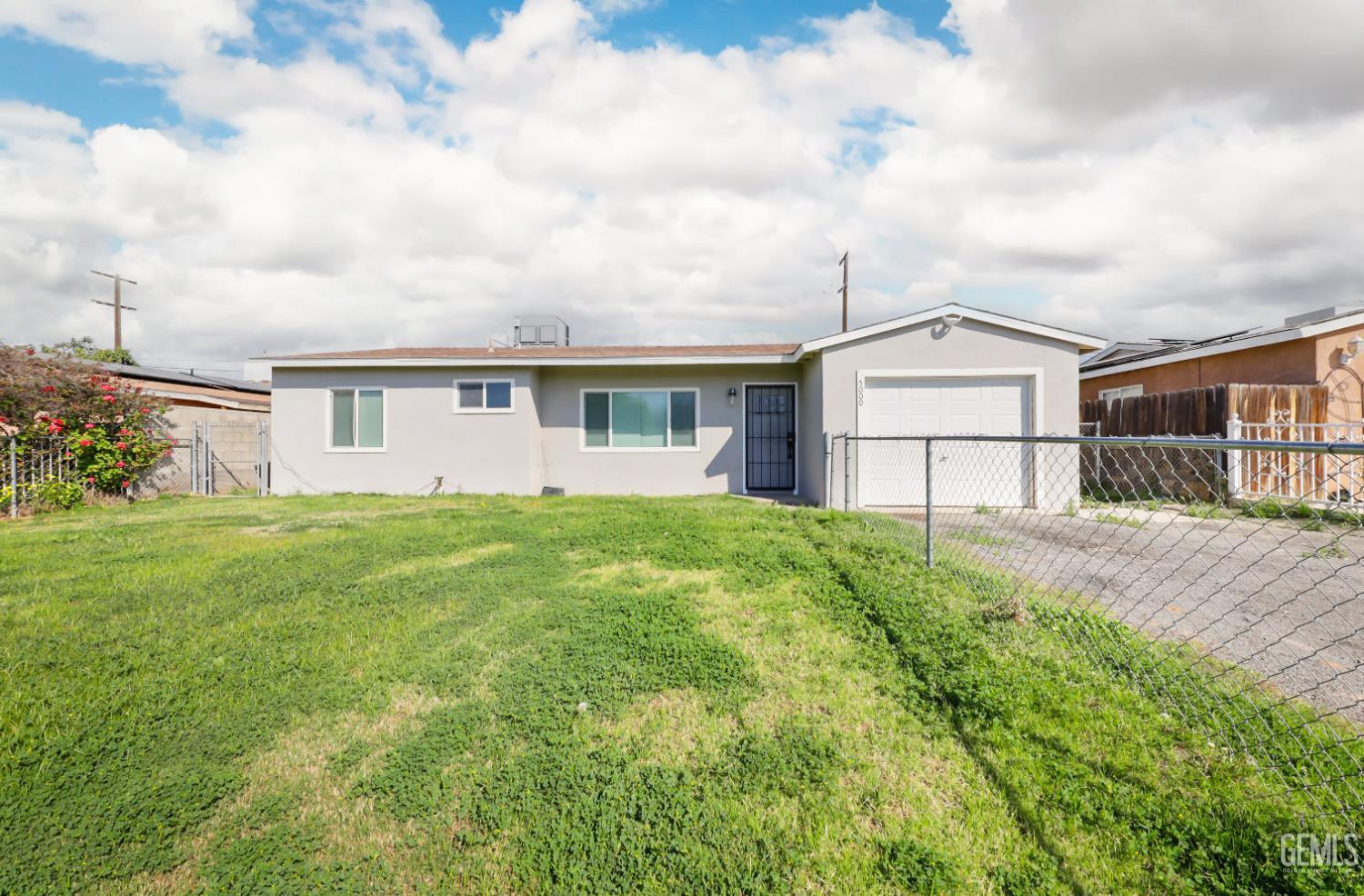 5000 Monterey Street — photo 3