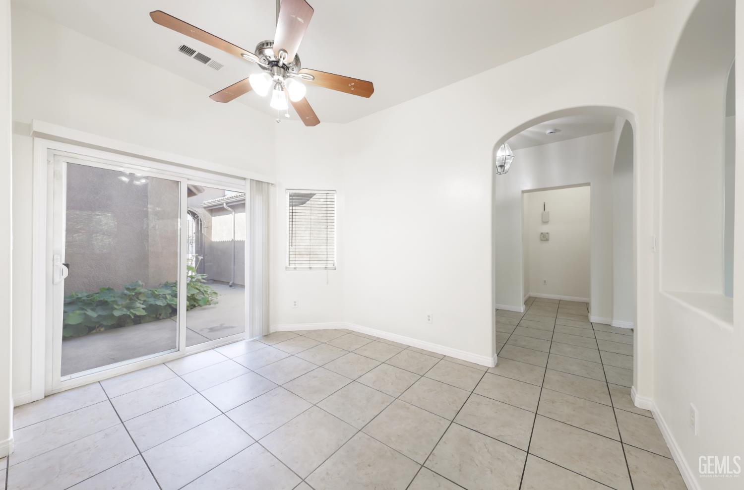 5306 Vista Del Mar Avenue — photo 17
