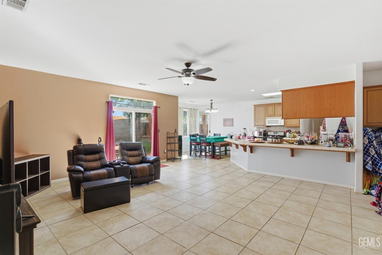 10909 Lewelling Street — photo 9