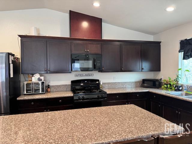 415 Welch Avenue — photo 6