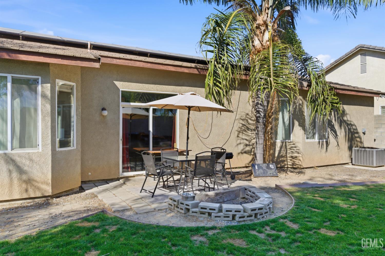 10909 Lewelling Street — photo 32