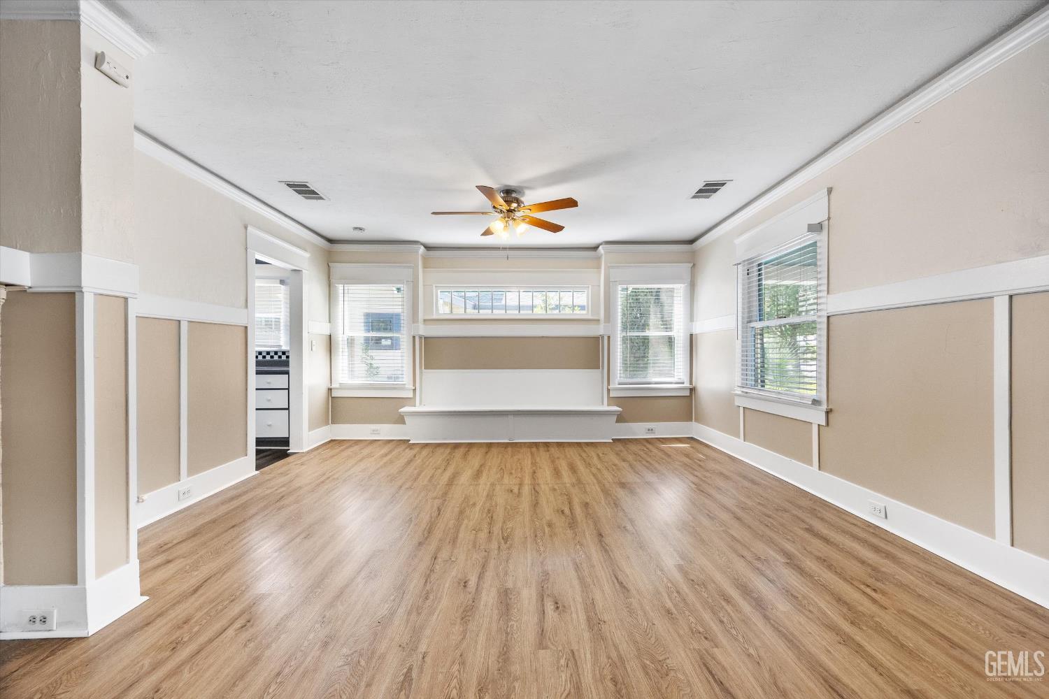 210 Oleander Avenue — photo 6