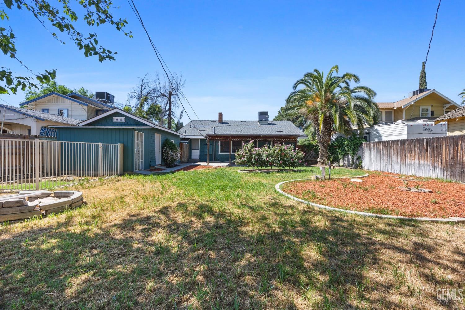 210 Oleander Avenue — photo 26