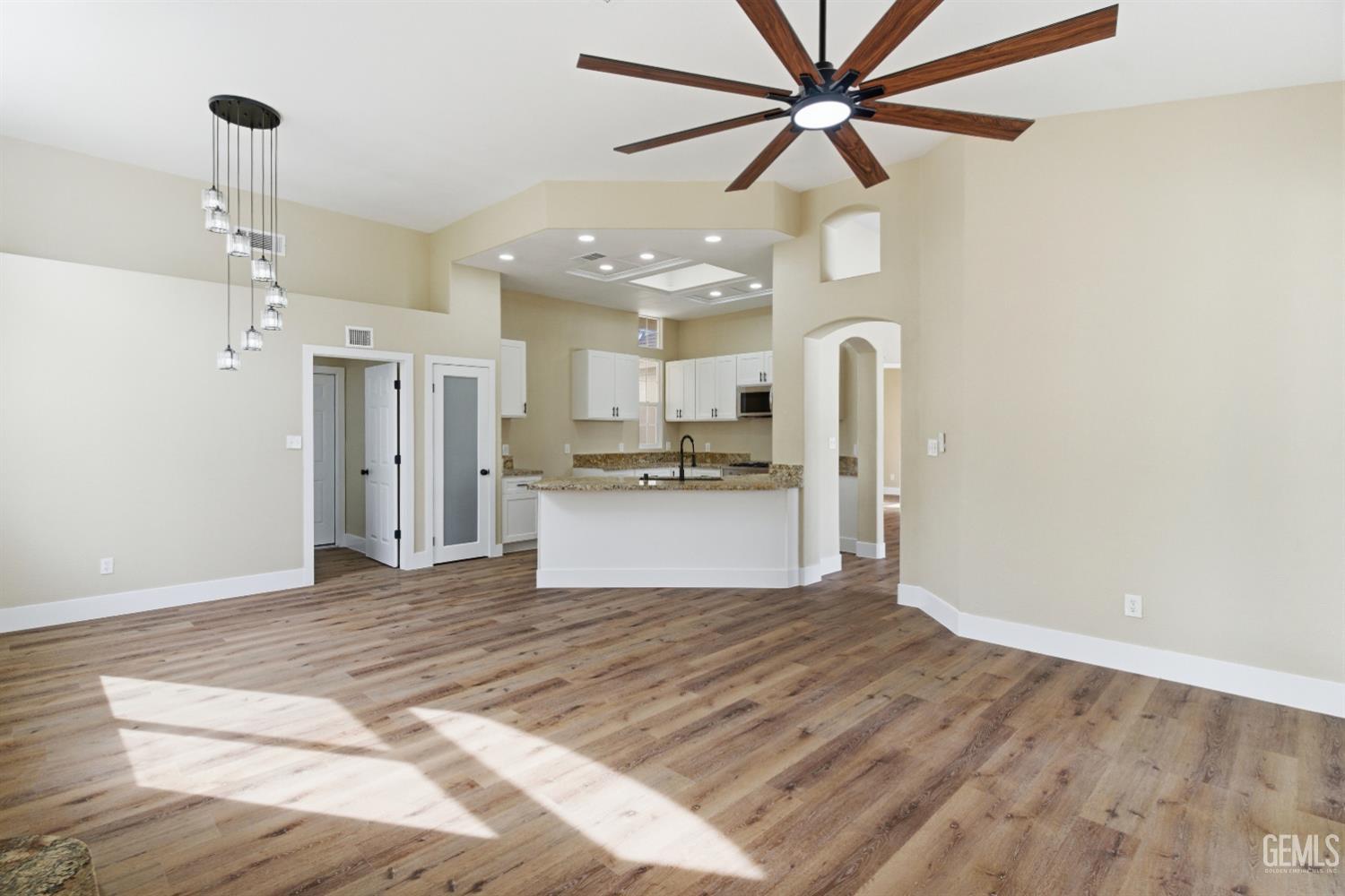 1512 Wedgewood Drive — photo 14