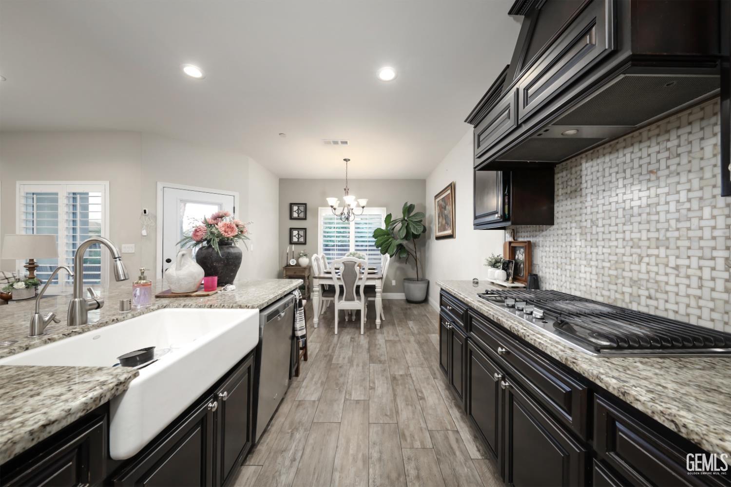 6613 Woodall Court — photo 9