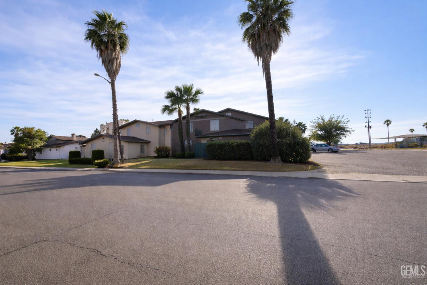 4317 Isla Verde Street