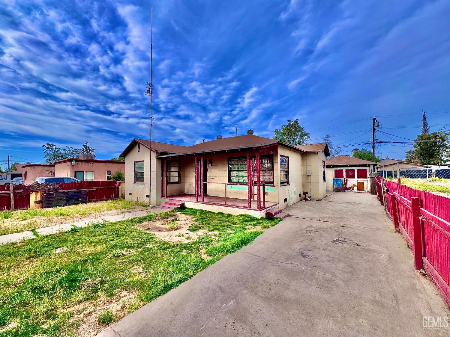 1720 Pacific Street — photo 4