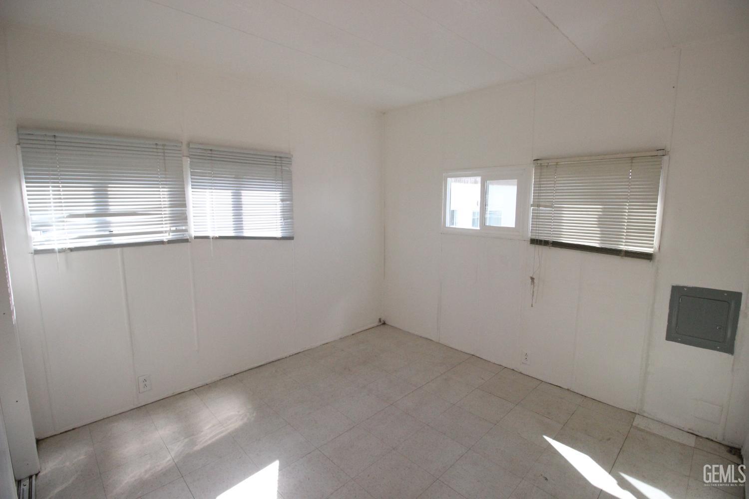 405 McCord Avenue — photo 11