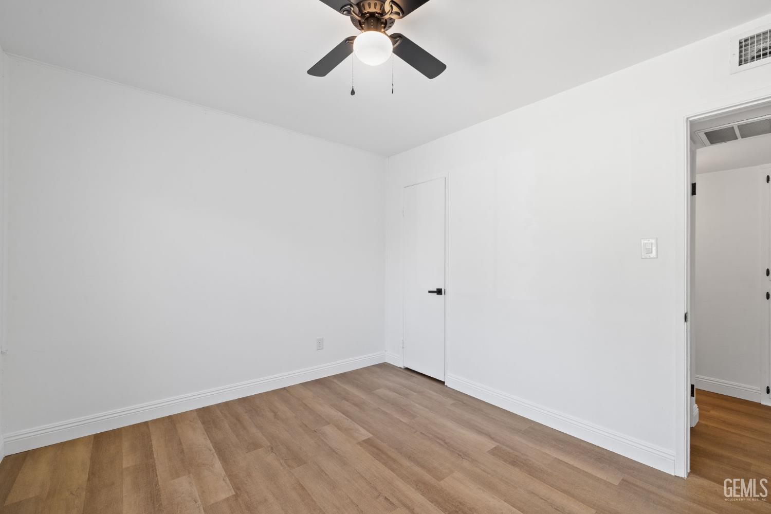 3609 Cardinal Avenue — photo 25