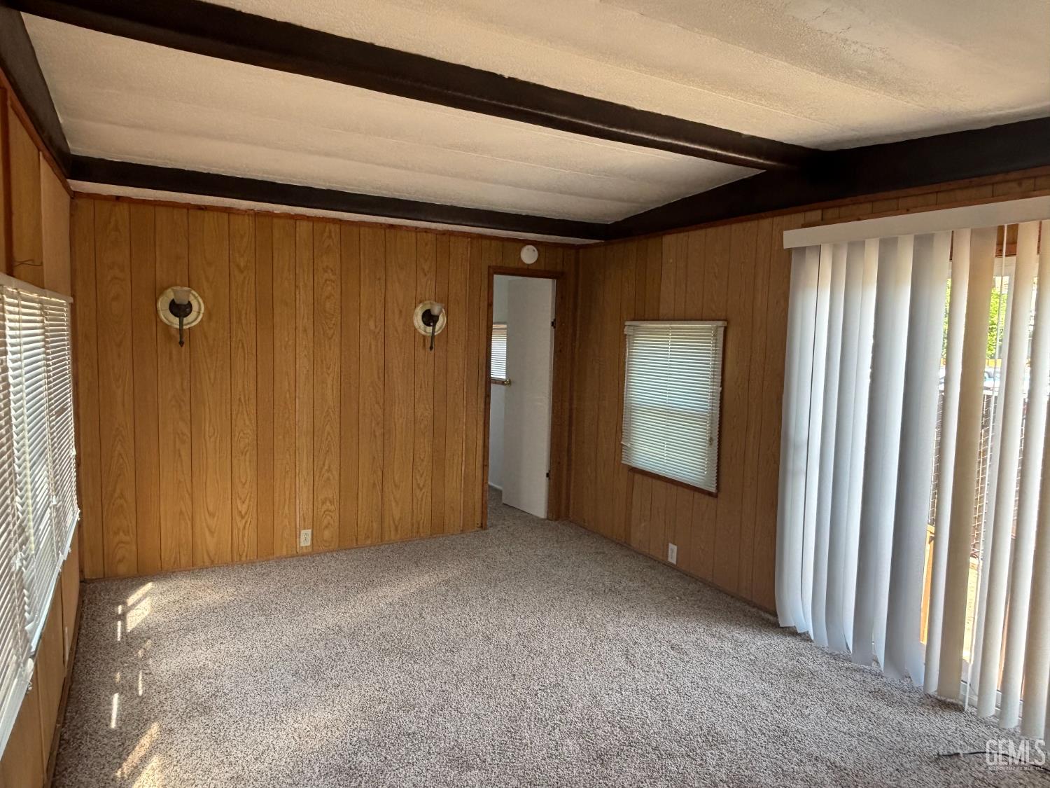 405 McCord Avenue — photo 4