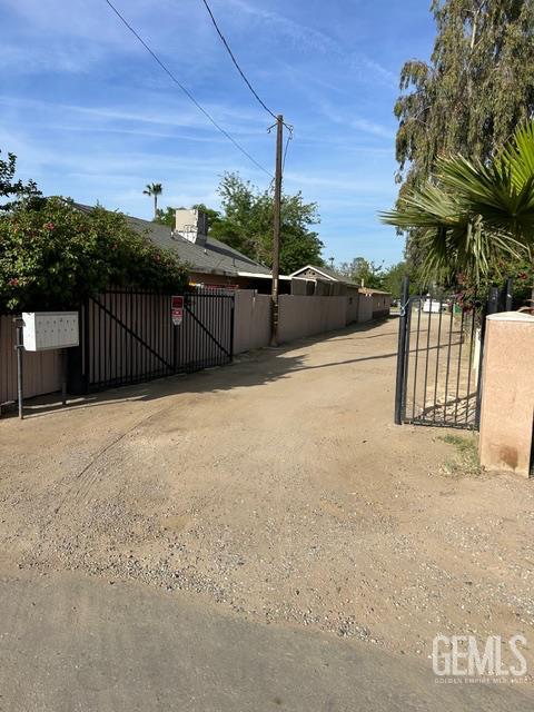 1134 Lomita Drive — photo 2