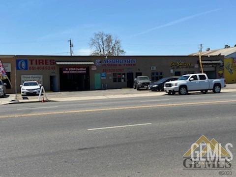 309 E Brundage Lane — photo 3