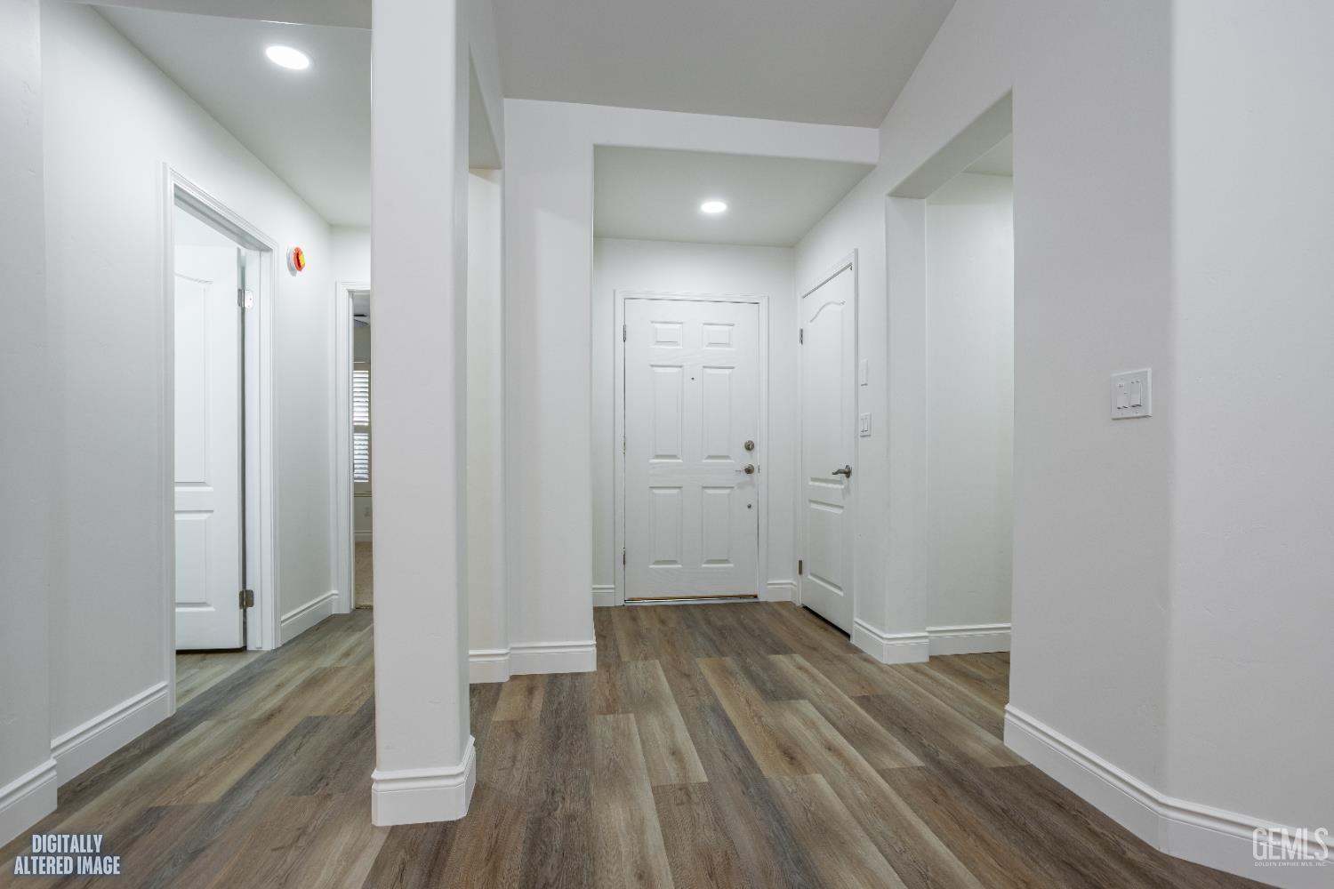 9815 Cabbage Rose Avenue — photo 8