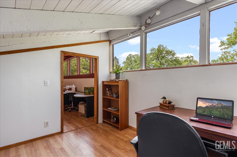 25900 Columbia Way — photo 43