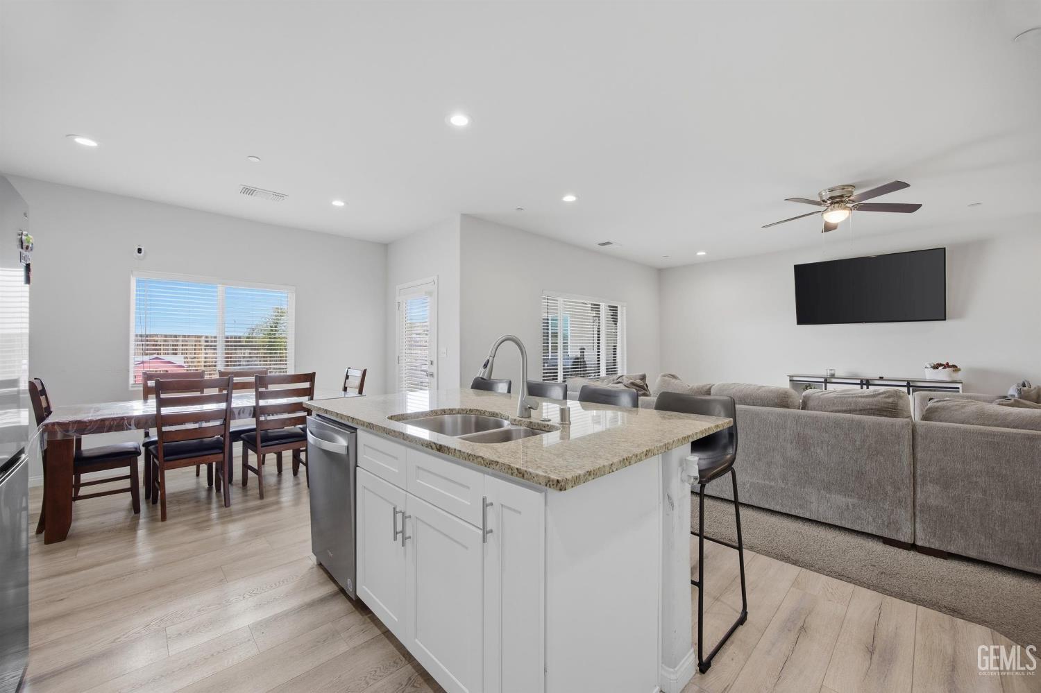 9908 Old Wood Drive — photo 14