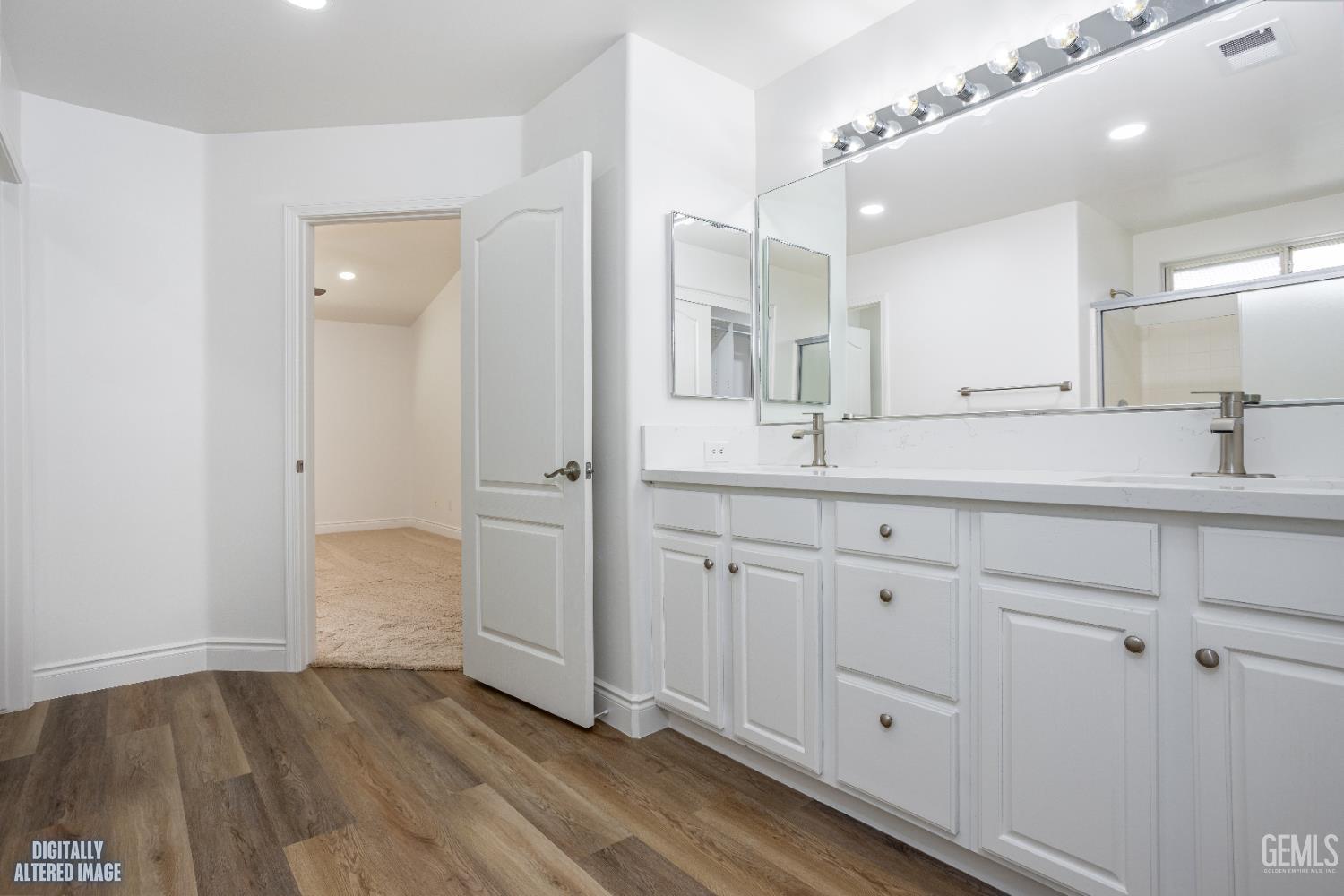 9815 Cabbage Rose Avenue — photo 20