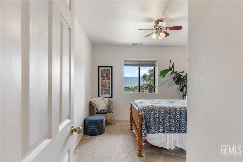 25900 Columbia Way — photo 31
