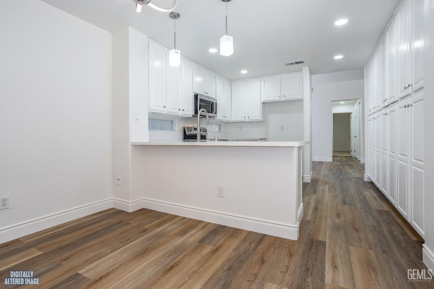 9815 Cabbage Rose Avenue — photo 14