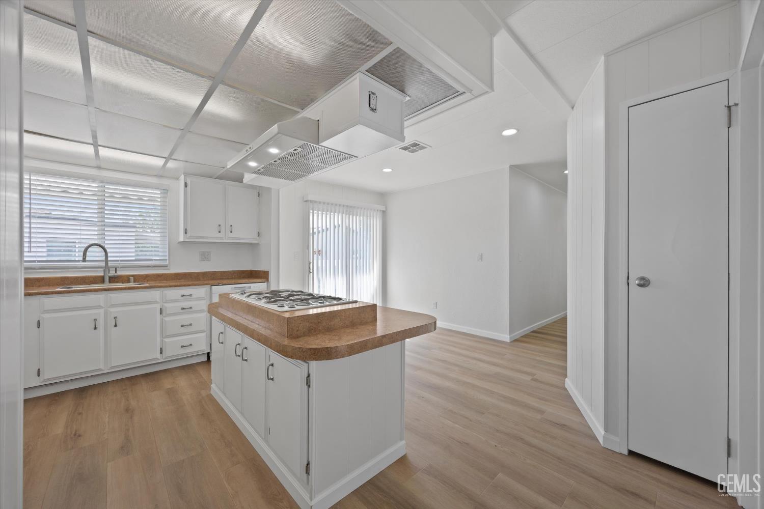 152 Torrey Pine Lane — photo 12