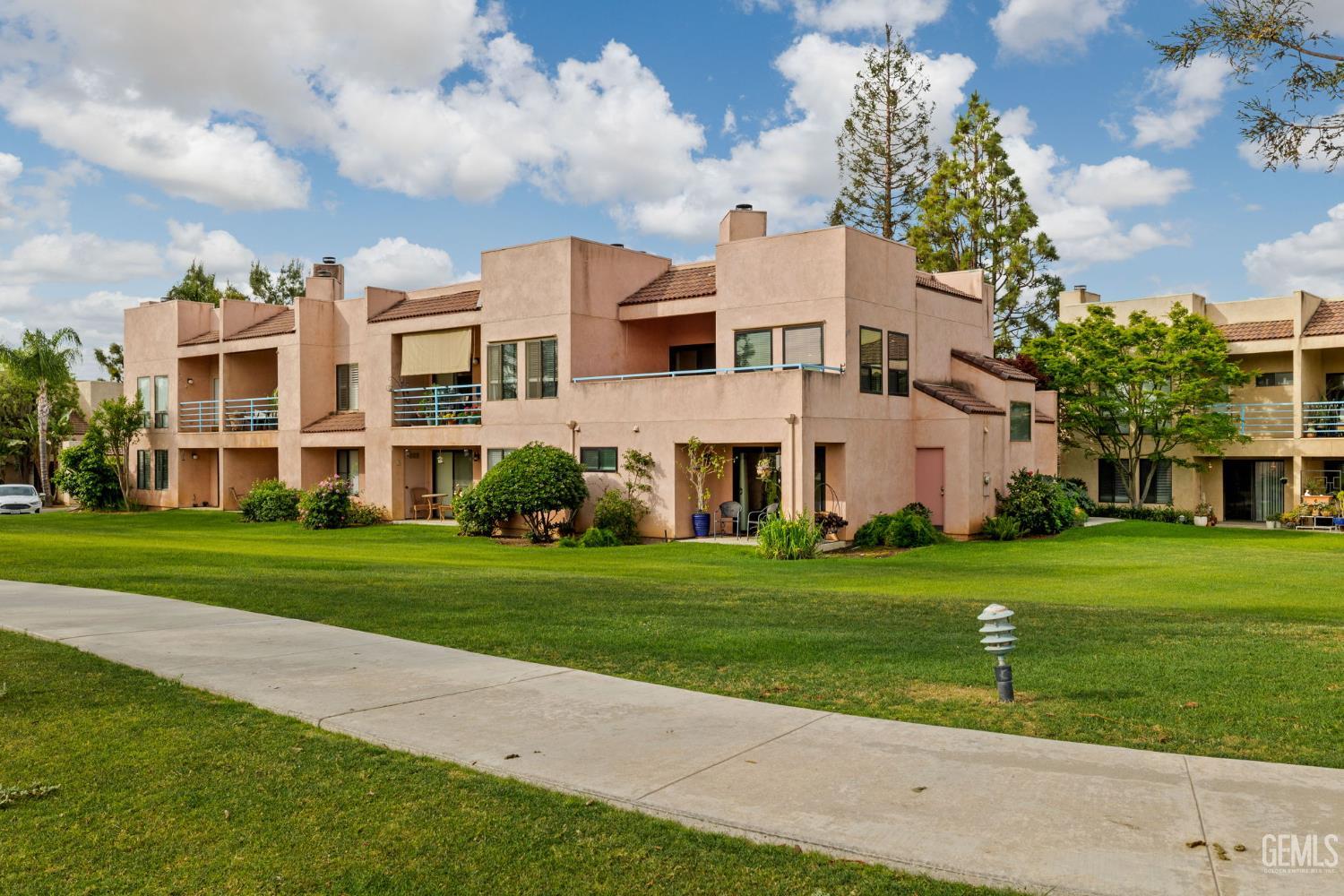14500 Las Palmas Drive — photo 60