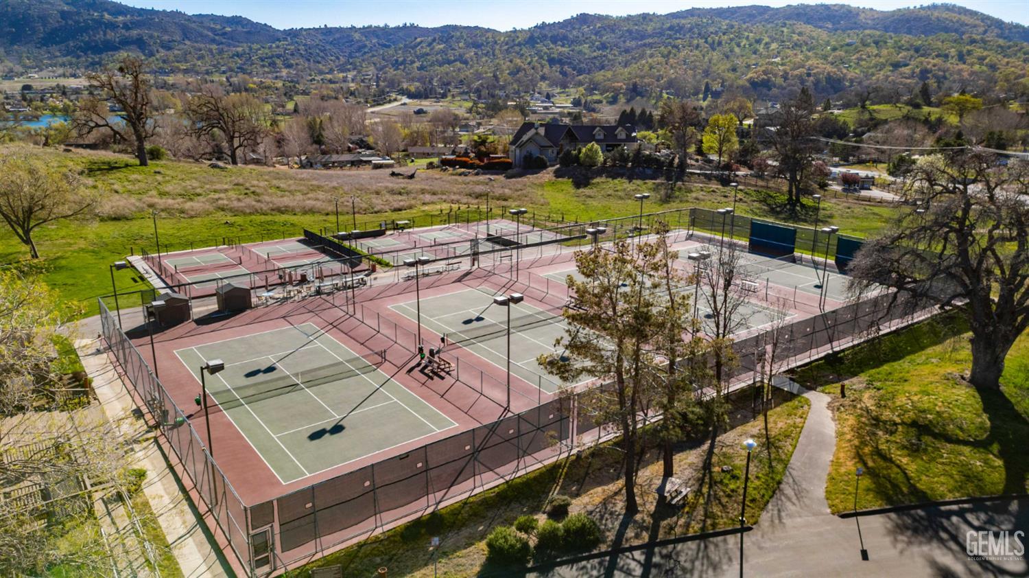 29801 Skyline Drive — photo 36