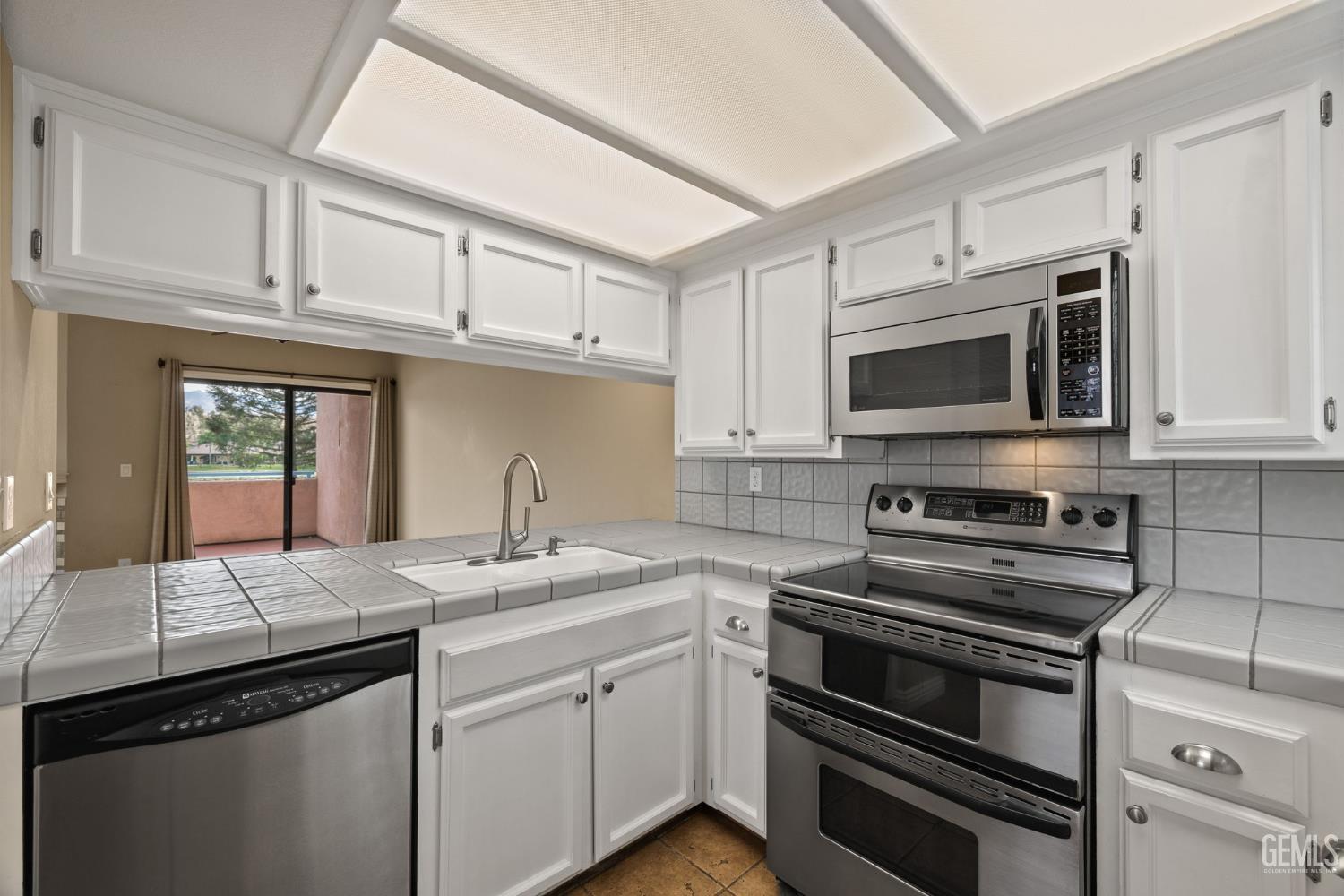14500 Las Palmas Drive — photo 22