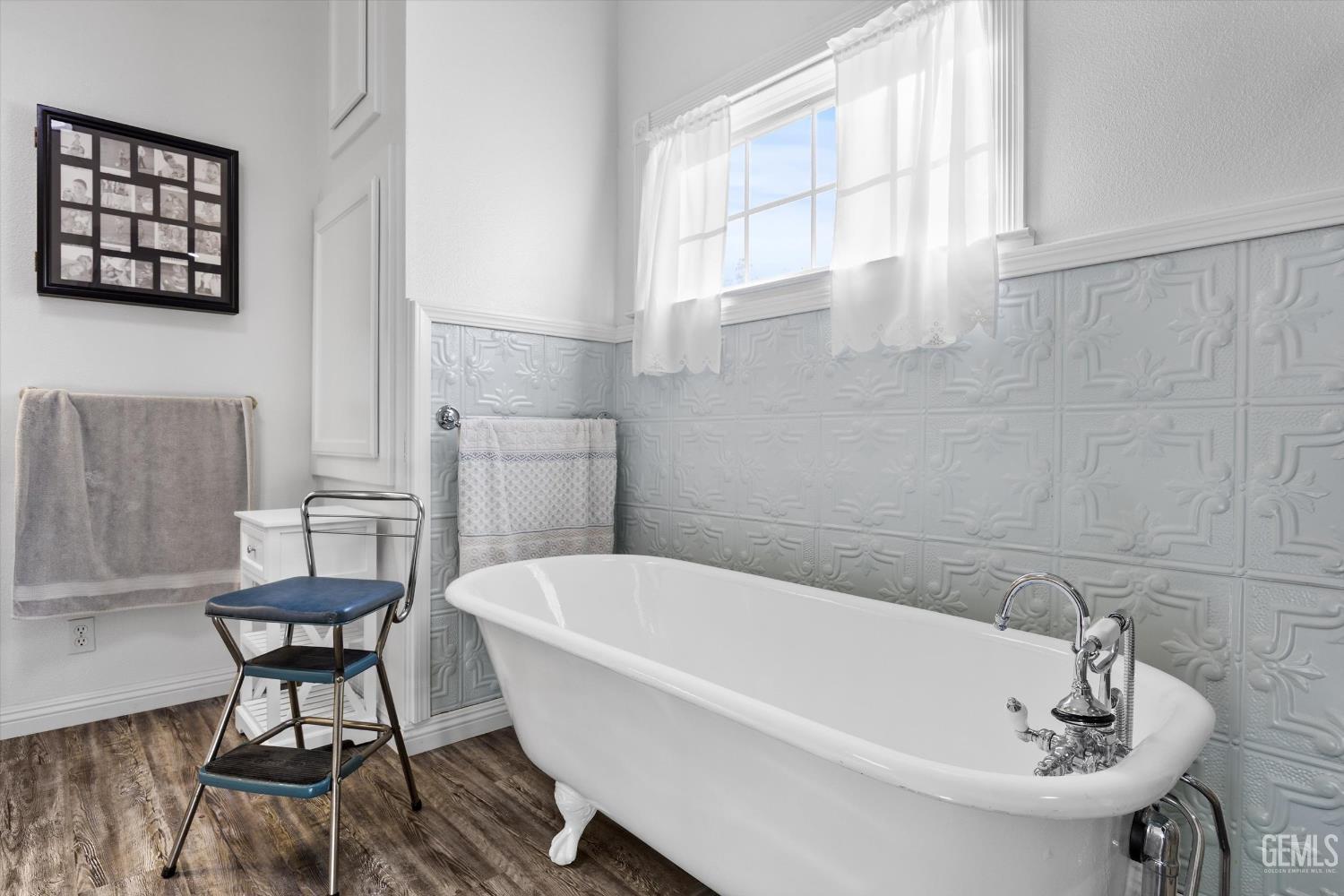 12511 Lene Place — photo 43