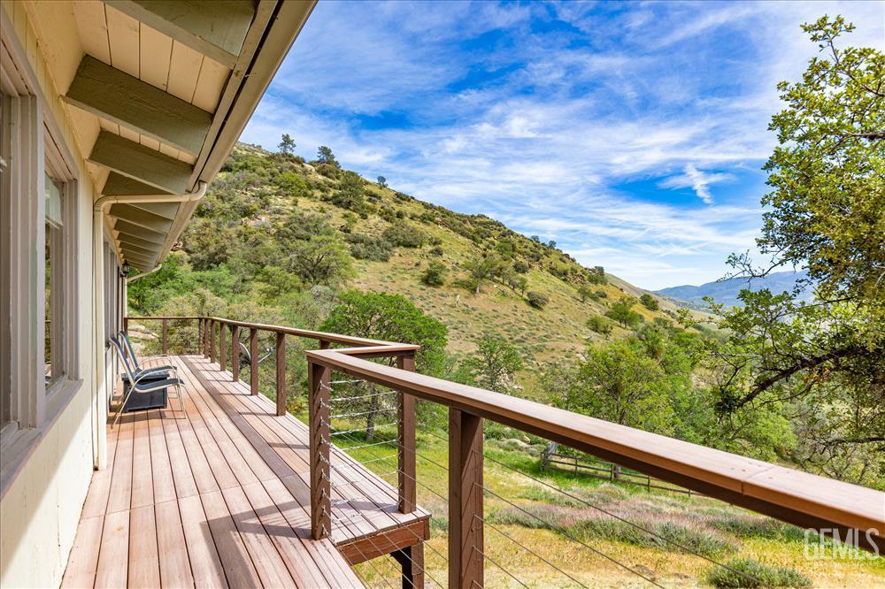 25900 Columbia Way — photo 49
