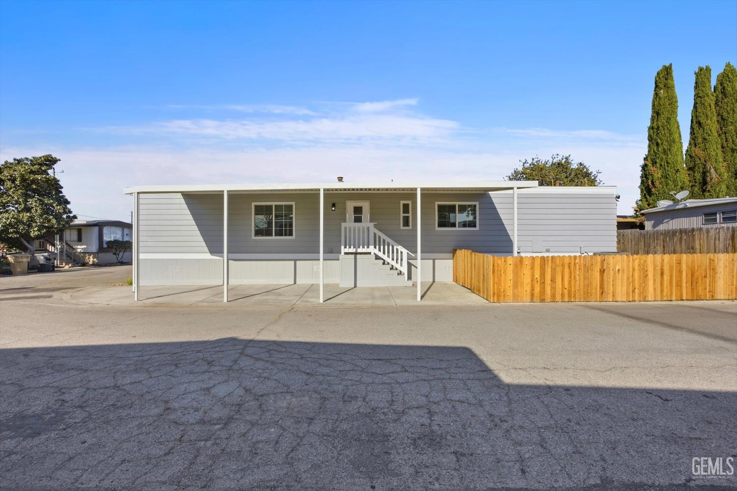 92 Cinnamon Lane — photo 4