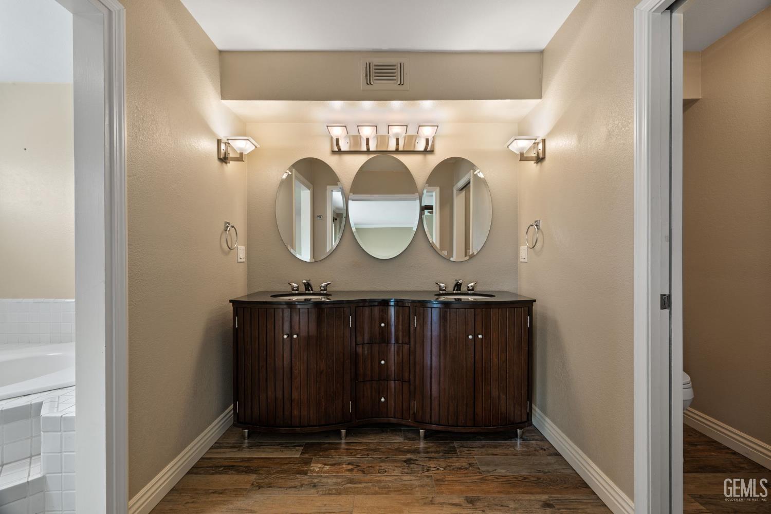 14500 Las Palmas Drive — photo 39