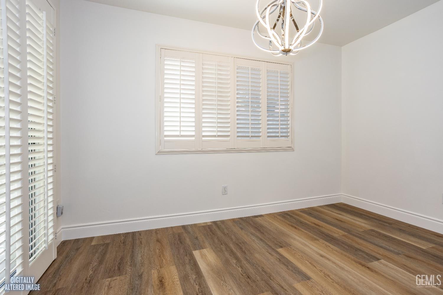 9815 Cabbage Rose Avenue — photo 16