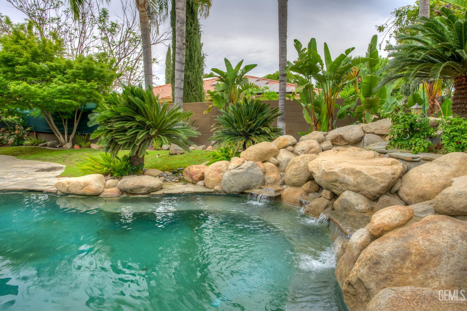 10703 Queensbury Drive — photo 50