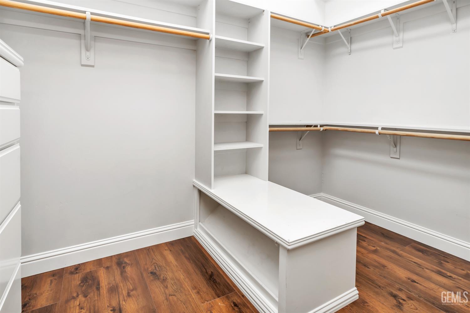 10703 Queensbury Drive — photo 37