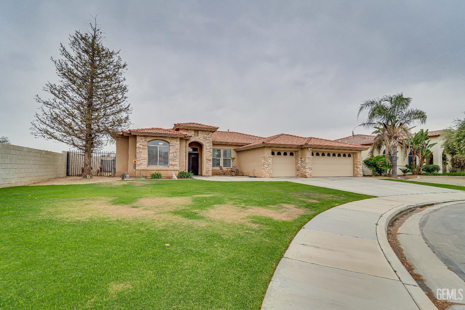 13103 Induran Drive — photo 25