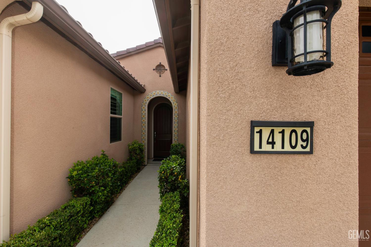 14109 Harborough Drive — photo 8