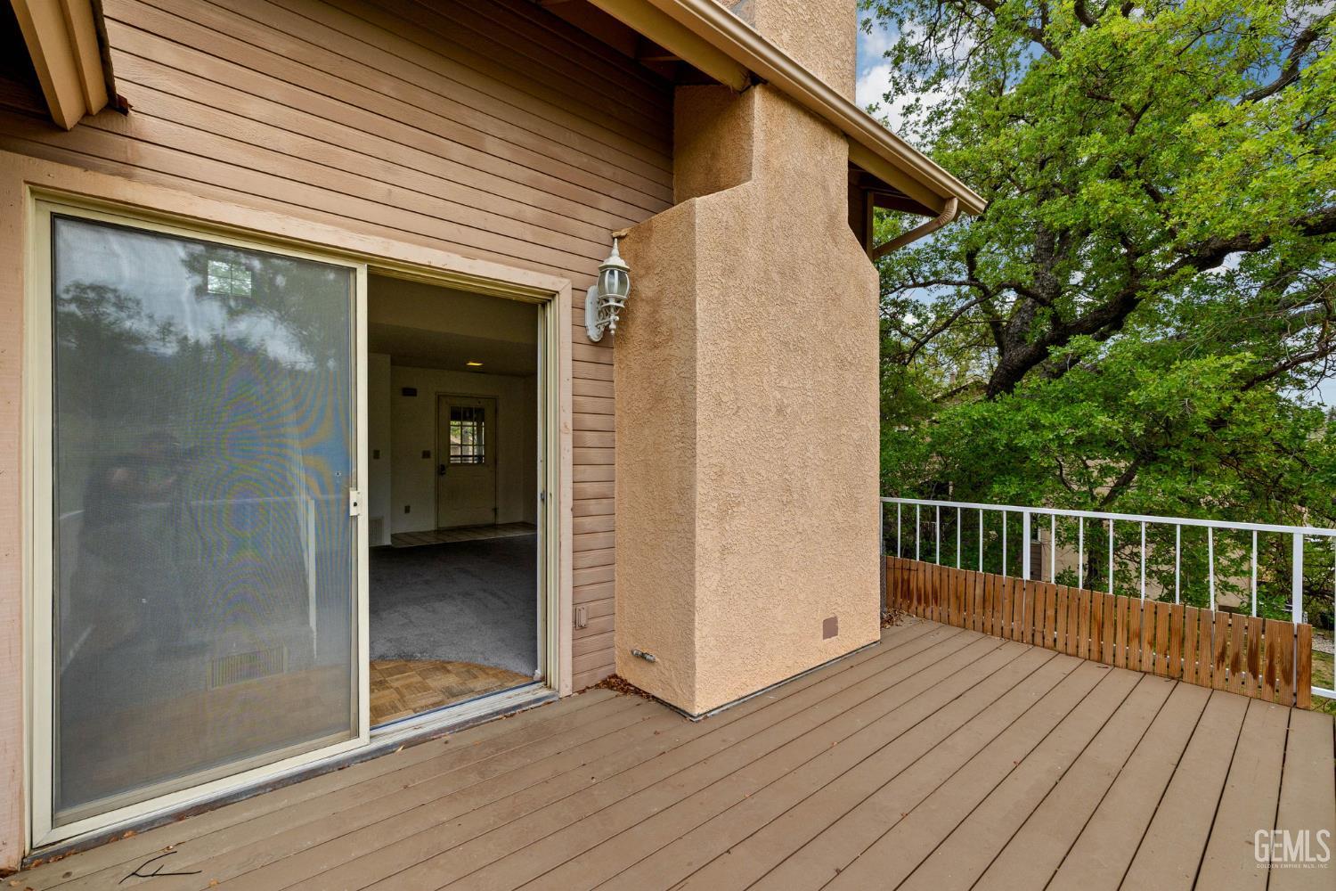 18520 Glenview Court — photo 41
