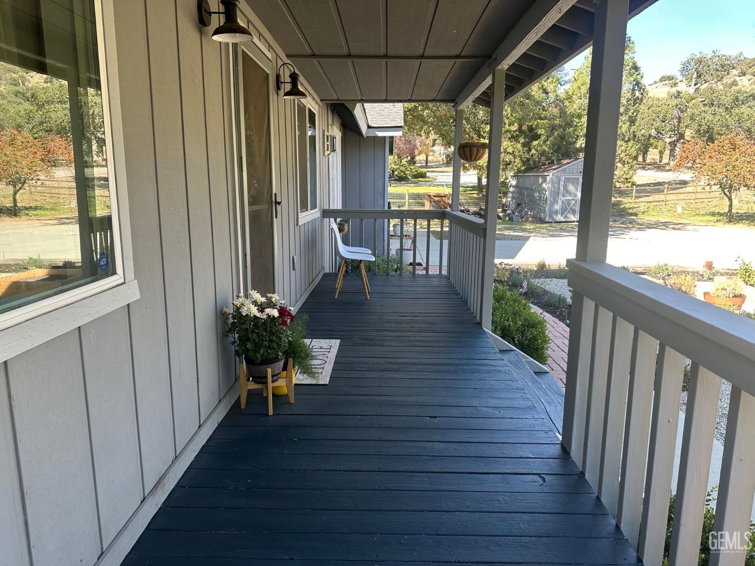 25908 Bear Valley Road — photo 3